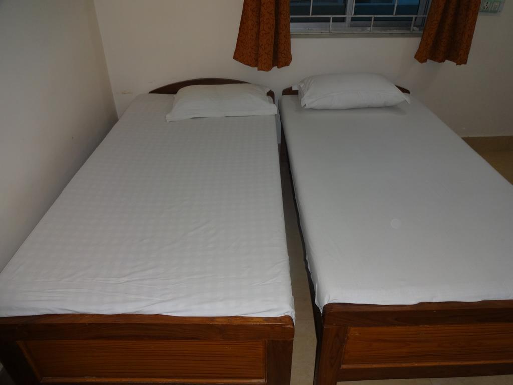 Harsh & Yash Guest House Bodh Gaya Phòng bức ảnh